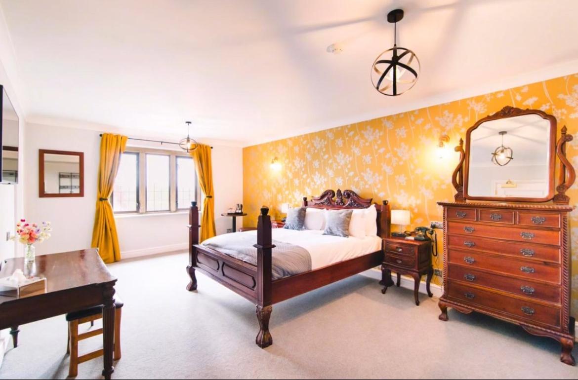 Cricklade House Hotel, Sure Hotel Collection By Best Western Экстерьер фото